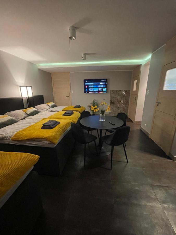 Apartament One Ogrodek I Parking 乔左维尔考普尔斯基 外观 照片